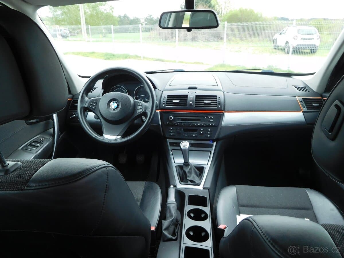 2010 BMW X3 - 10