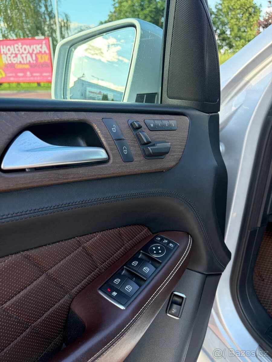 2012 Mercedes-Benz M-CLASS - 10