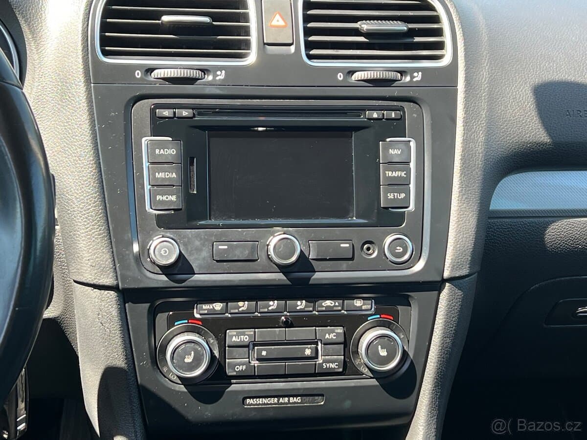 2012 Volkswagen GOLF - 10