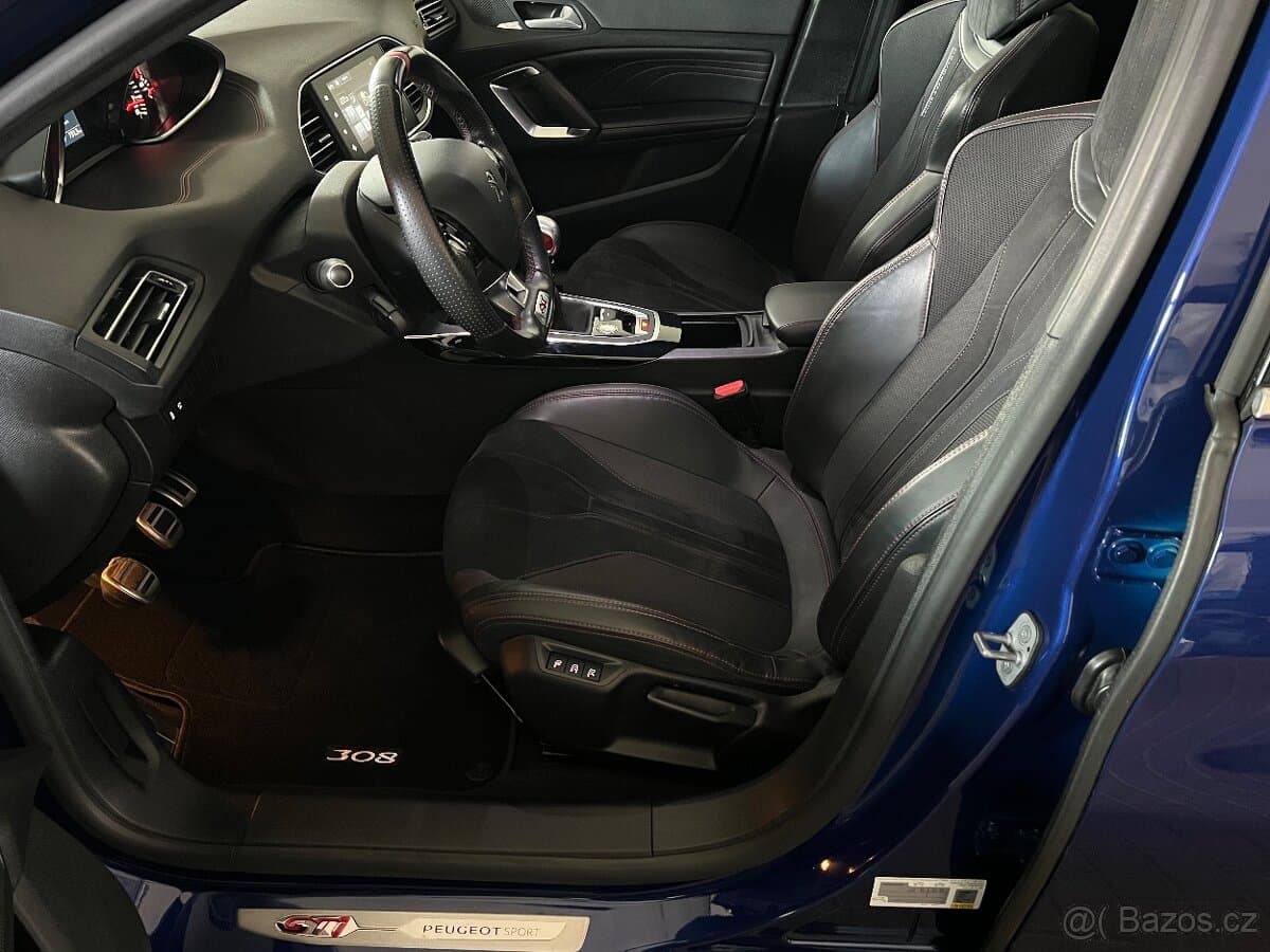 2017 Peugeot 308 - 10