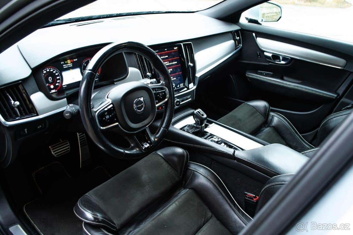 2017 Volvo S90 - 10