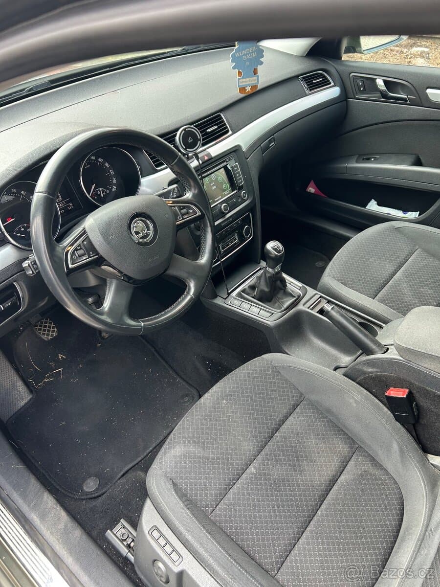 2014 Škoda SUPERB - 10