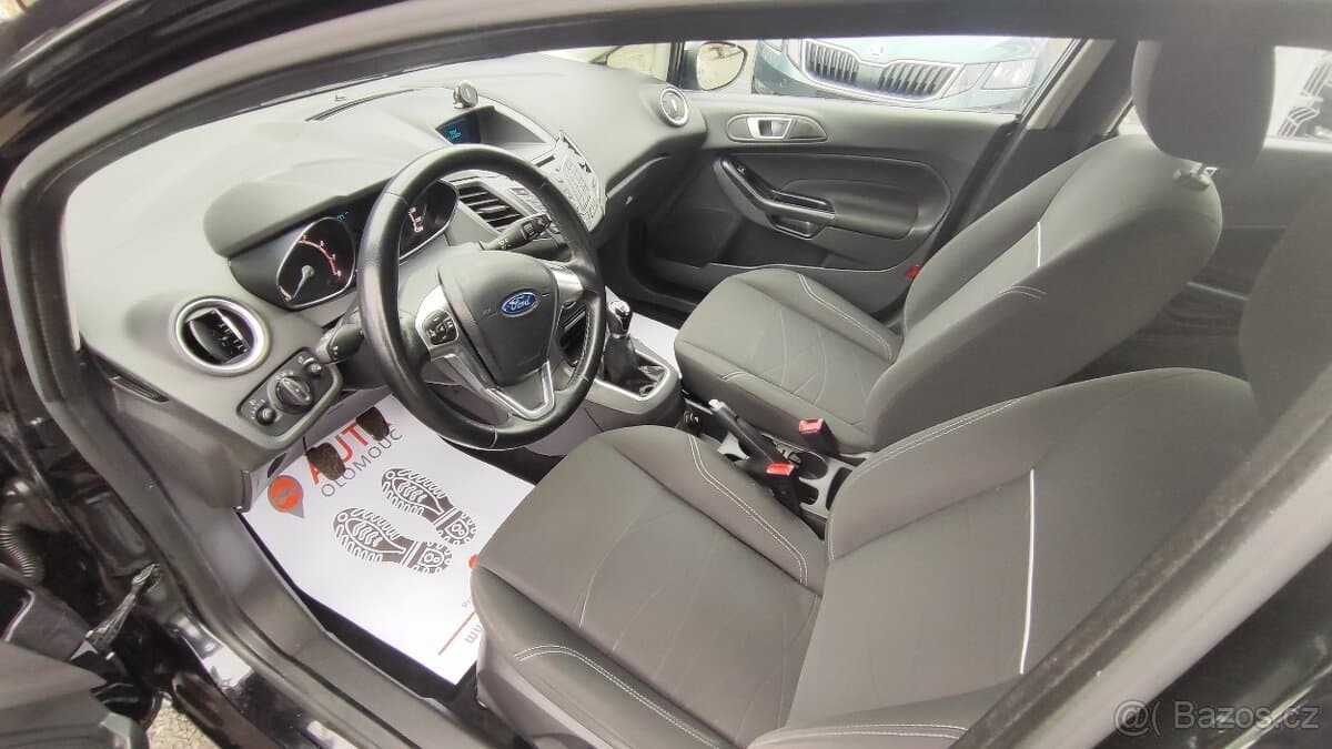 2015 Ford FIESTA - 10