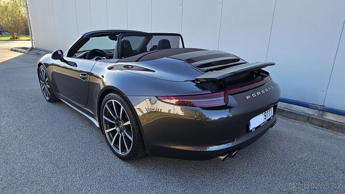 2013 Porsche 911 - 10