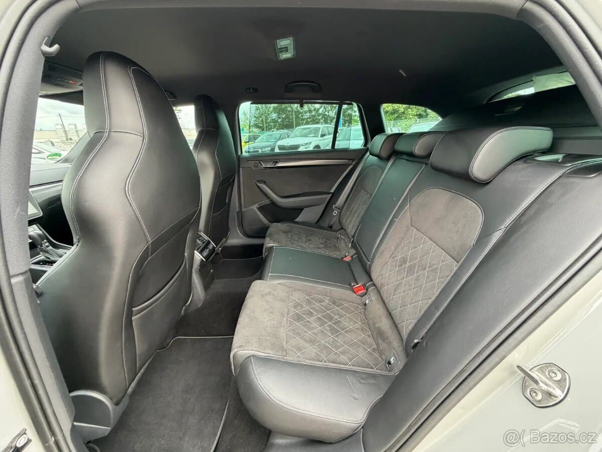 2023 Škoda SUPERB - 10
