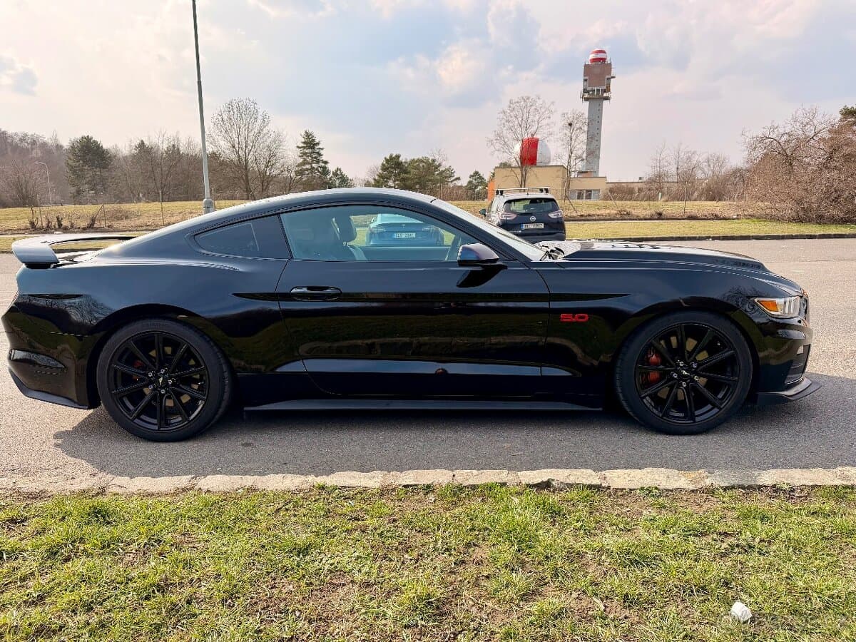 2015 Ford GT - 10