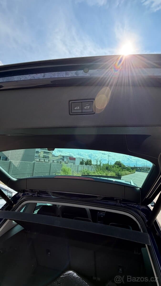 2017 Volkswagen TIGUAN - 10