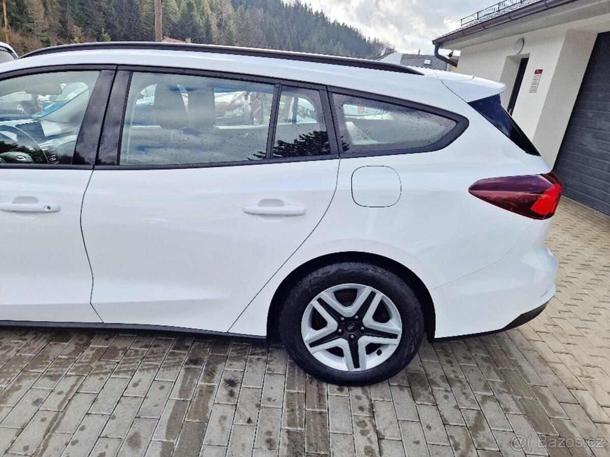 2022 Ford FOCUS - 10