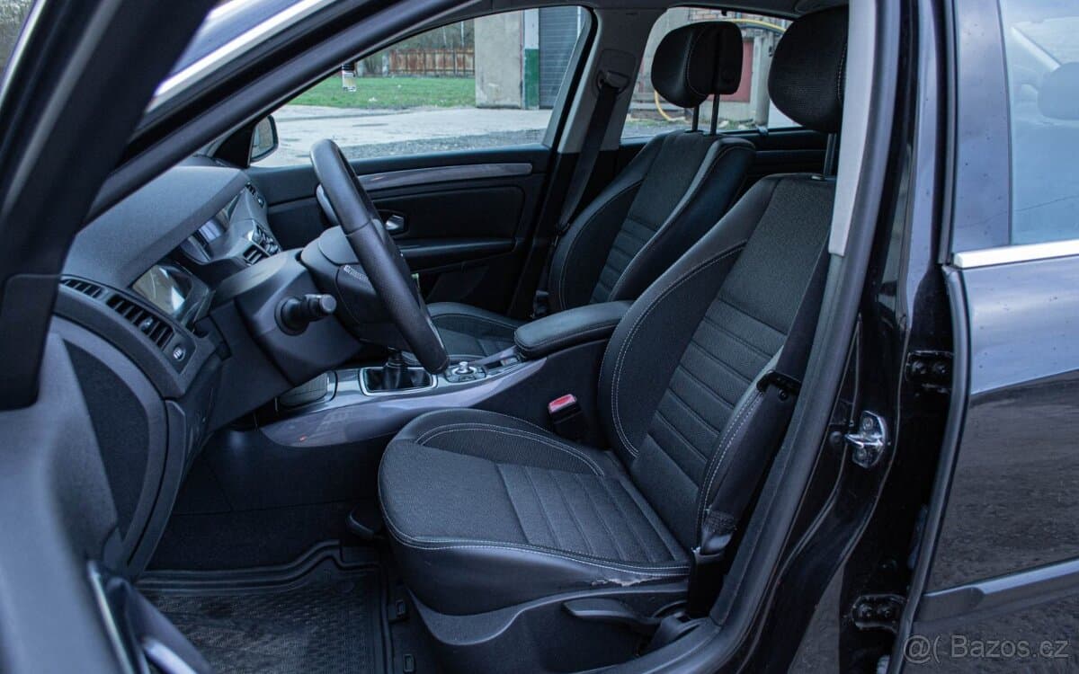 2010 Renault LAGUNA - 10