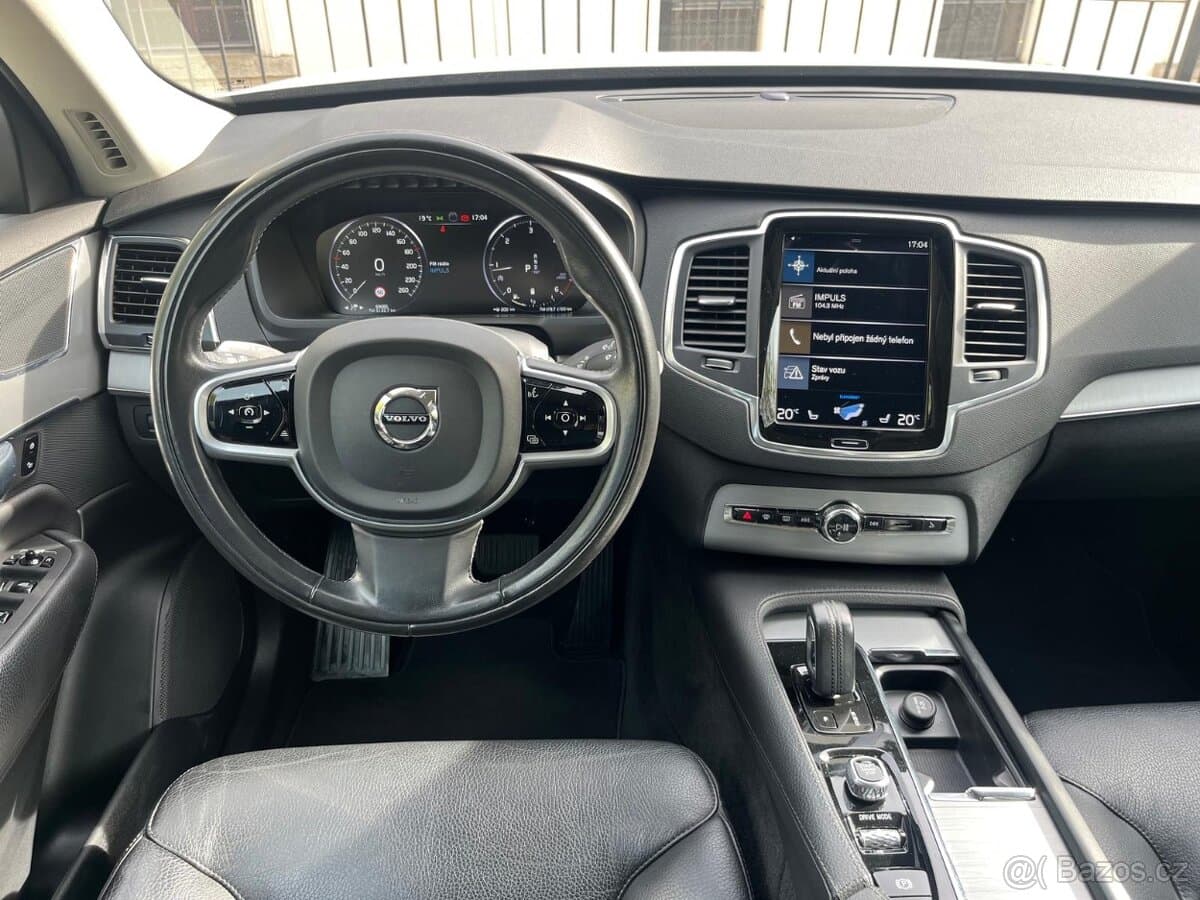 2020 Volvo XC90 - 10