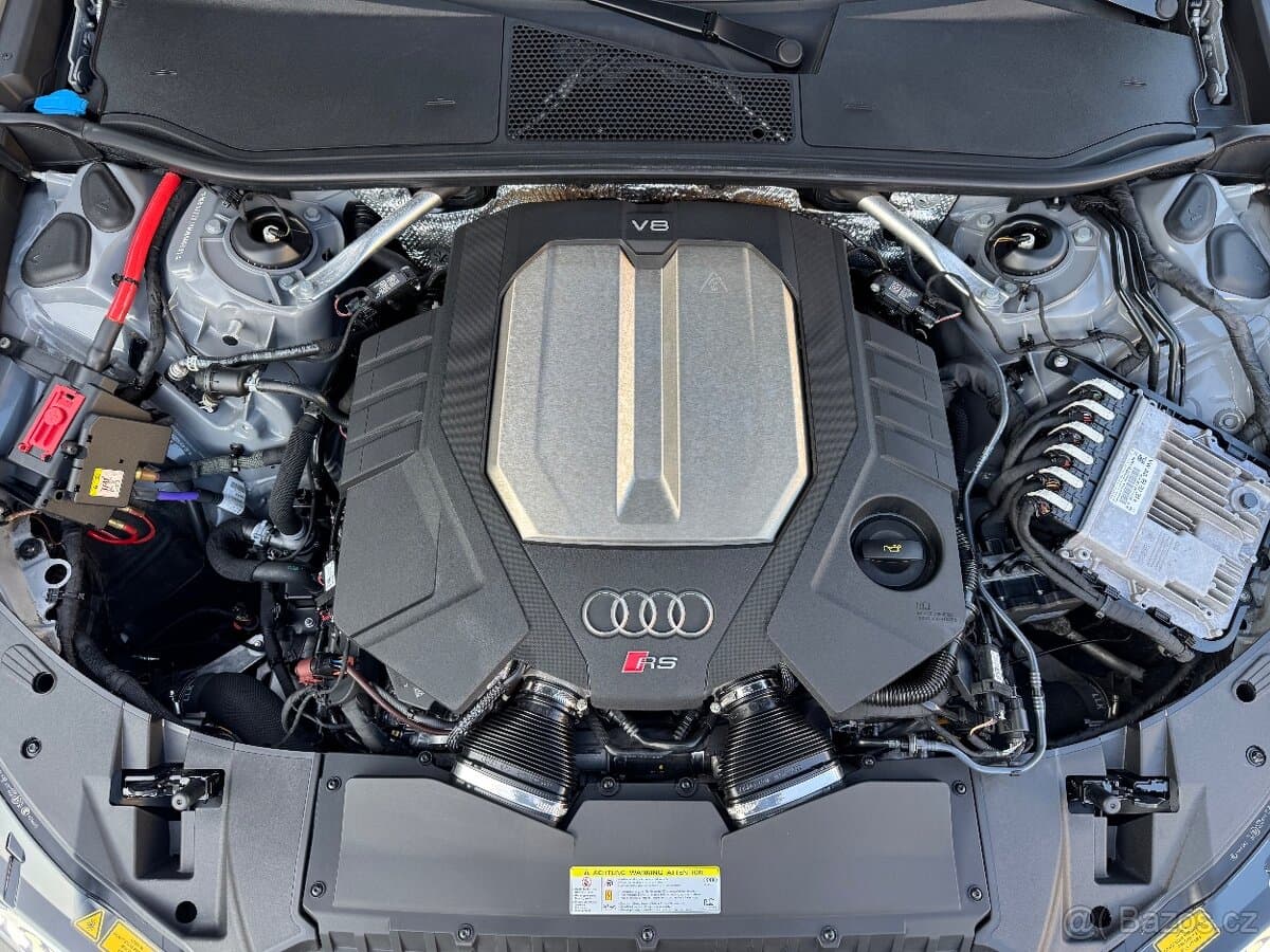 2020 Audi RS6 - 10