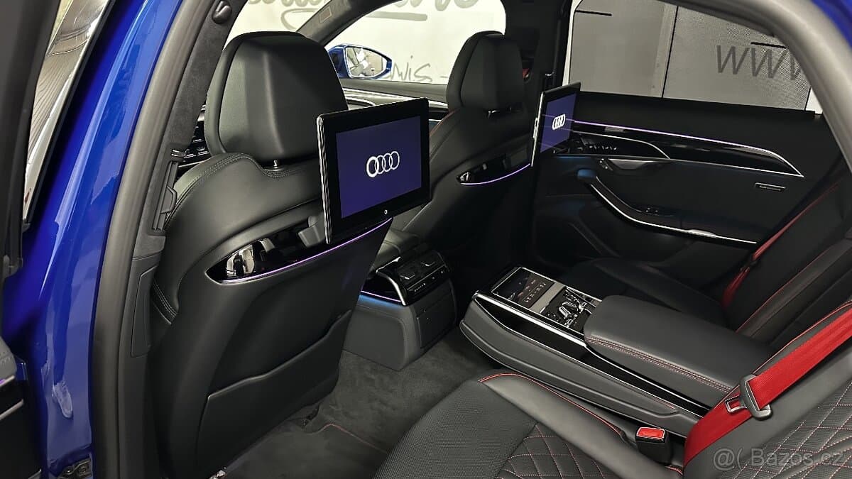 2022 Audi S8 - 10