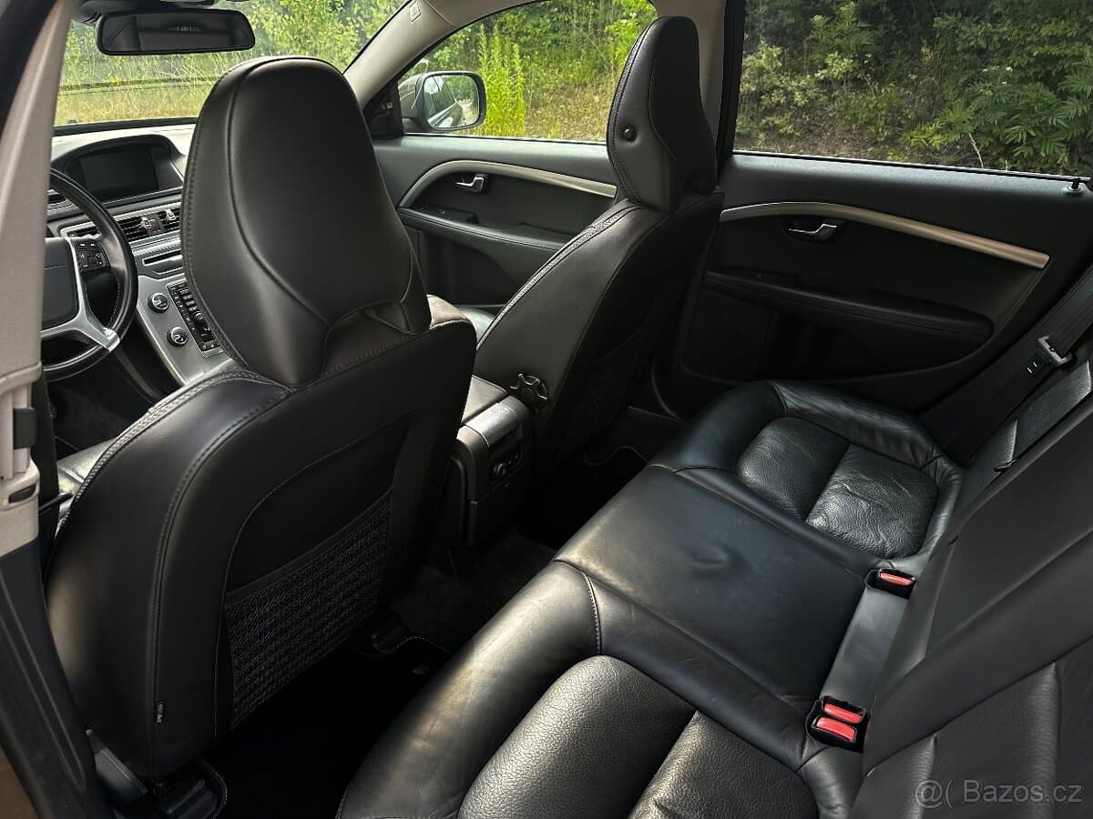 2012 Volvo XC70 - 10