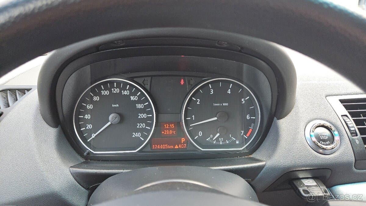 2005 BMW 1-SERIES - 10