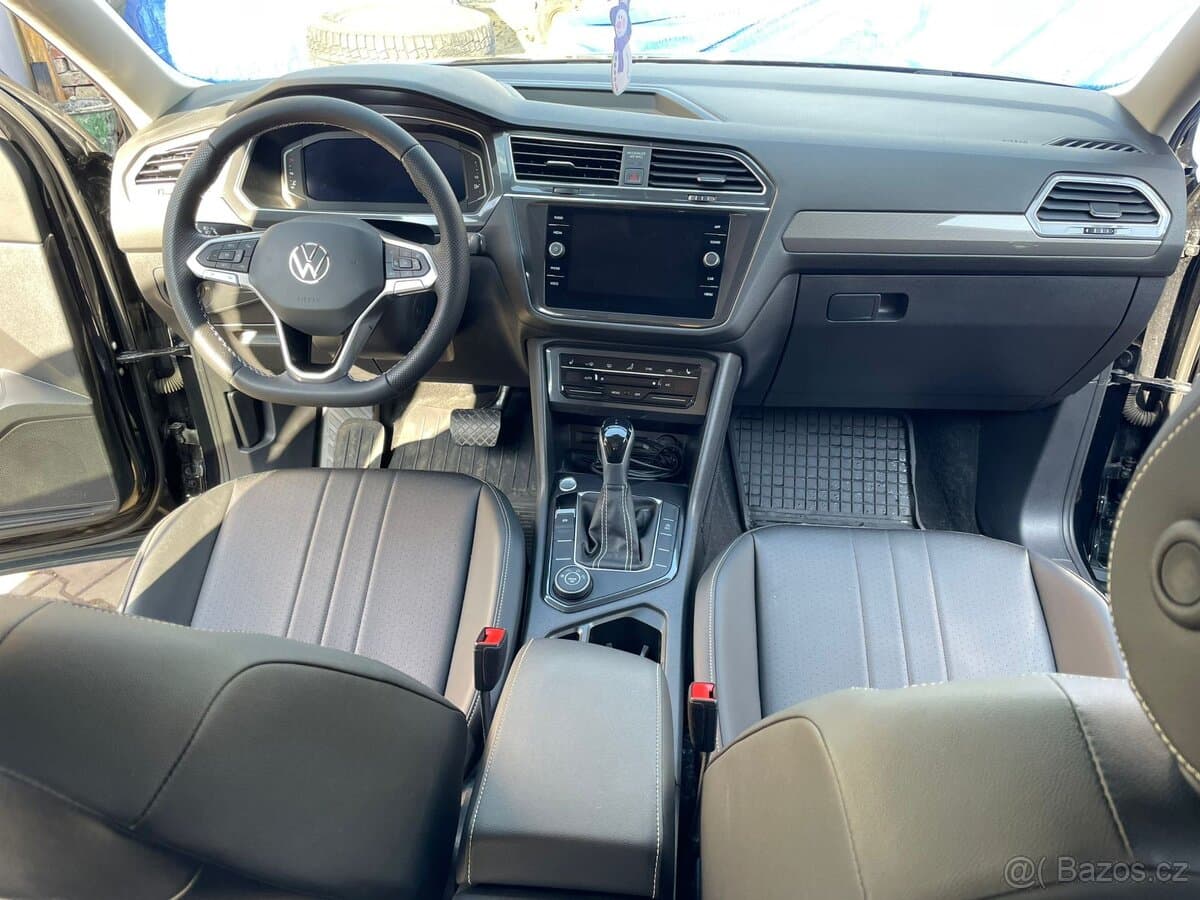 2023 Volkswagen TIGUAN - 10