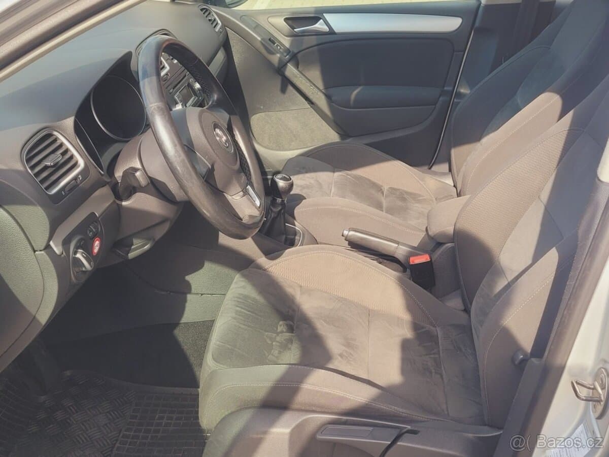 2009 Volkswagen GOLF - 10