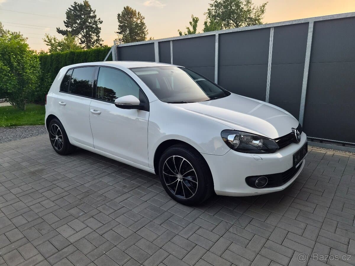 2009 Volkswagen GOLF - 10