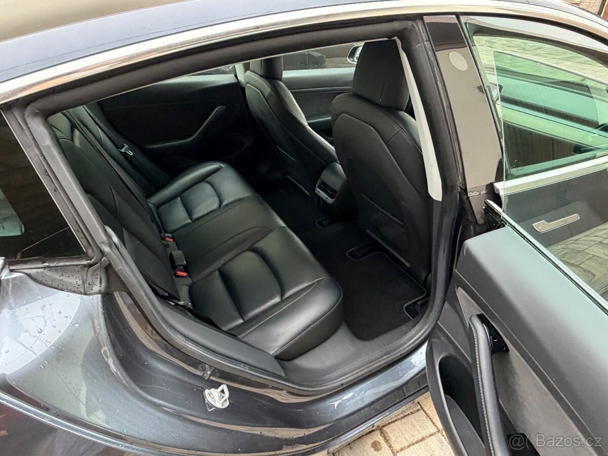 2019 Tesla MODEL 3 - 10