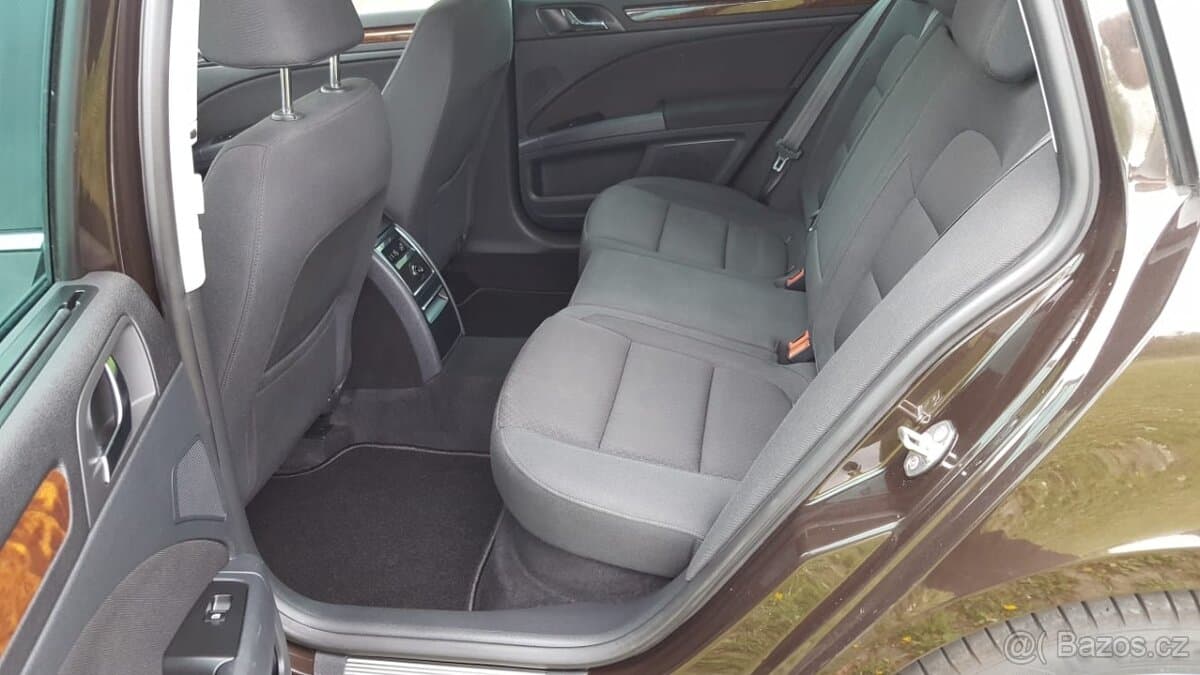 2013 Škoda SUPERB - 10