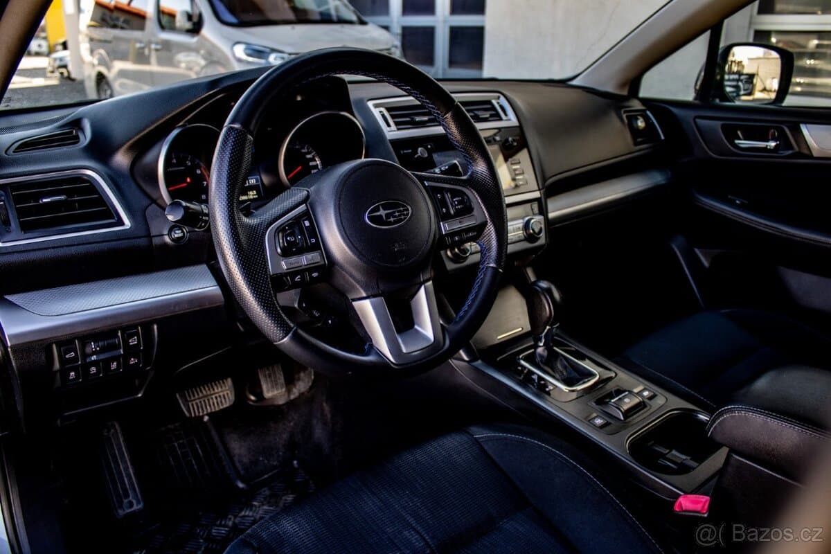 2015 Subaru OUTBACK - 10