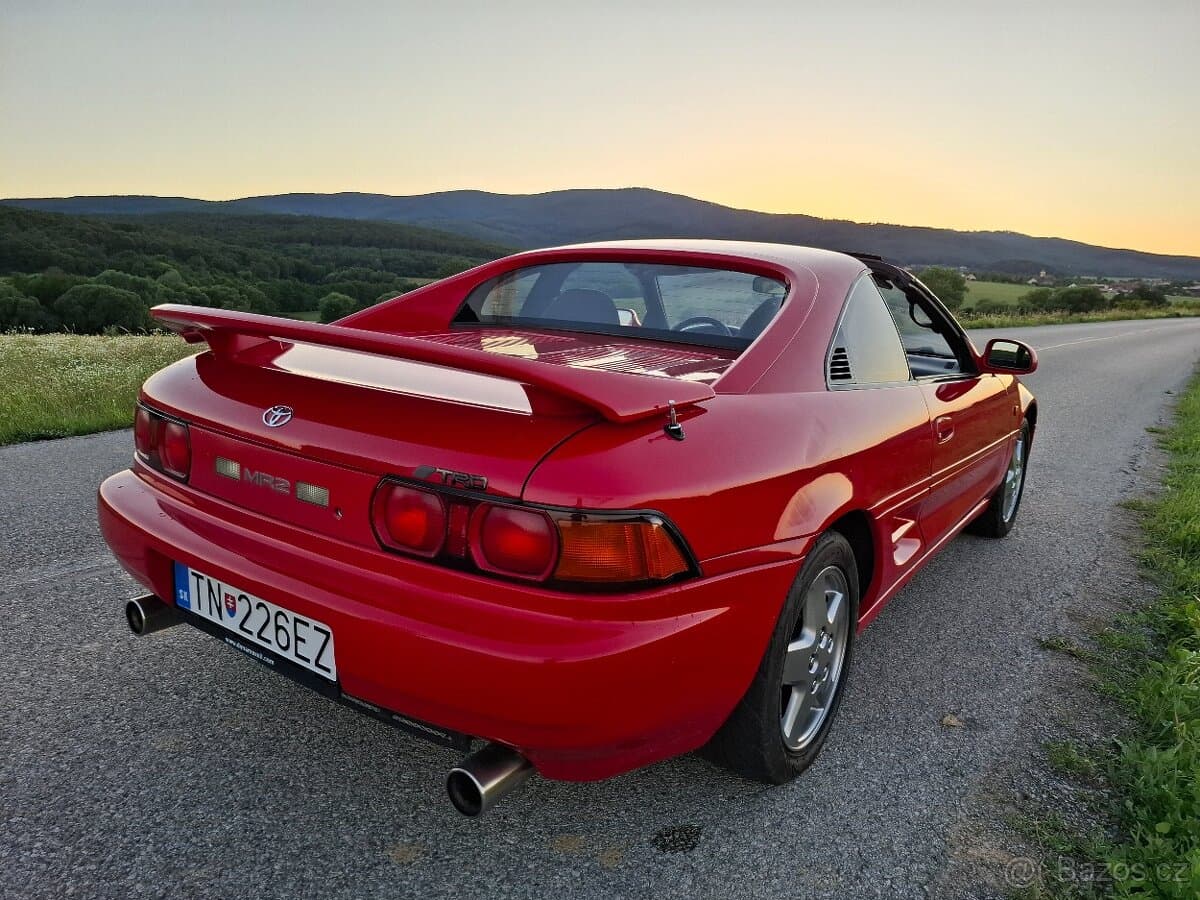 1994 Toyota MR2 - 10