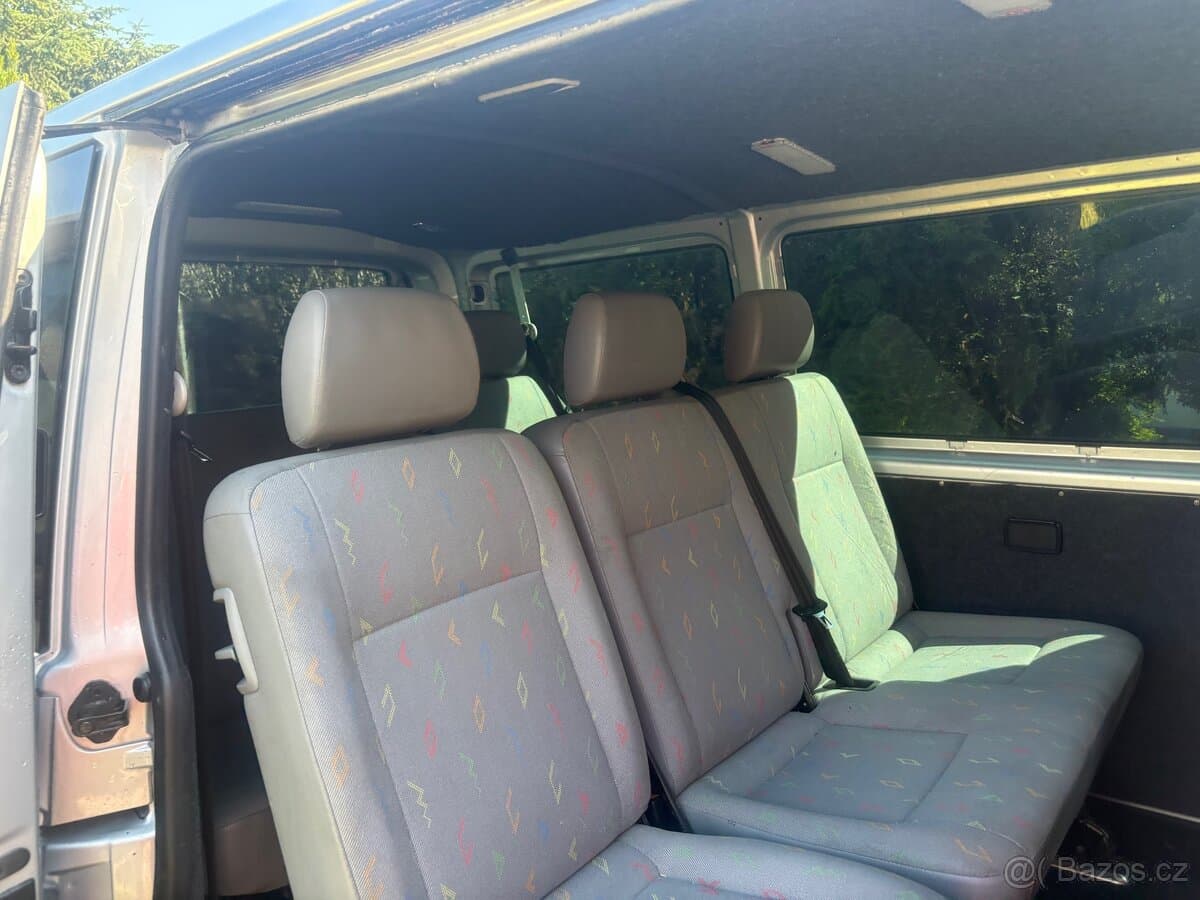 2007 Volkswagen CARAVELLE - 10