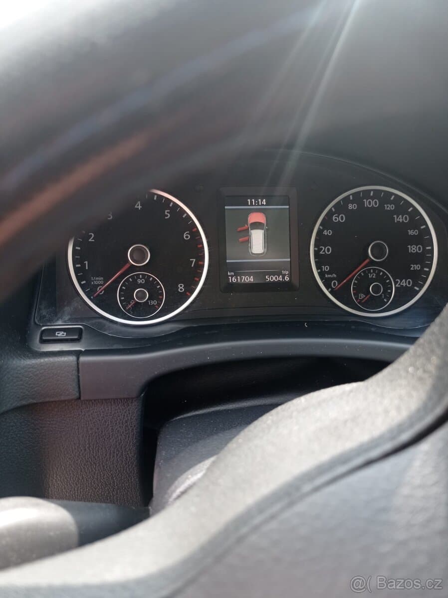 2012 Volkswagen TIGUAN - 10