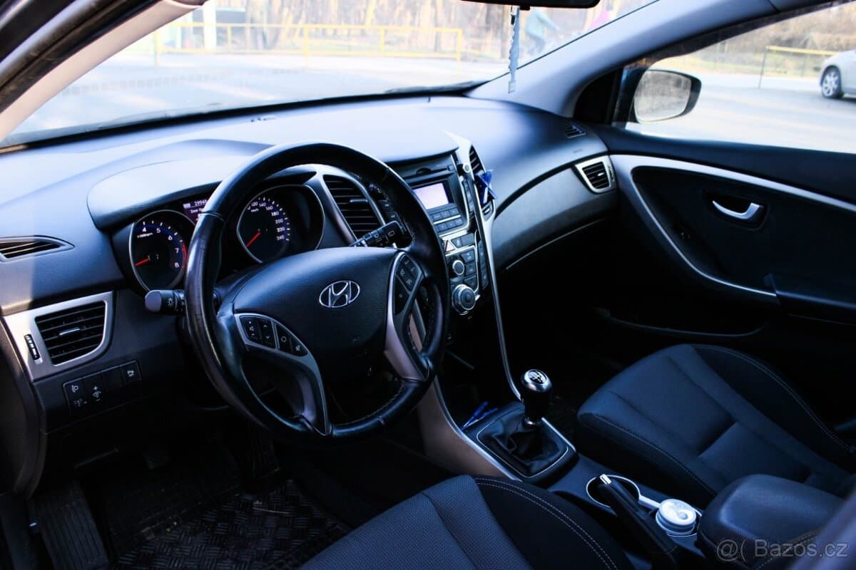 2013 Hyundai i30 - 10