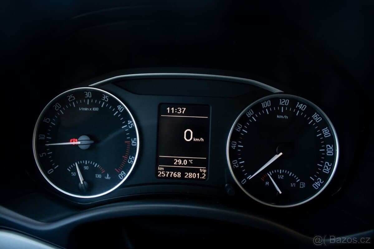 2011 Škoda OCTAVIA - 10