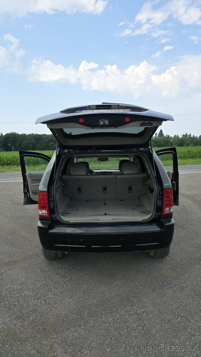 2005 Jeep CHEROKEE - 10