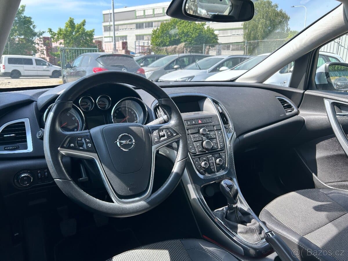 2013 Opel ASTRA - 10