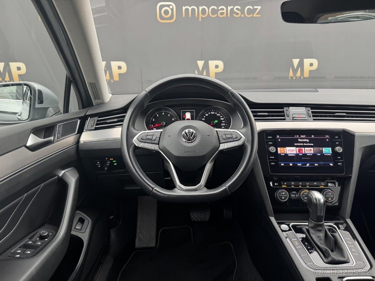 2020 Volkswagen PASSAT - 10