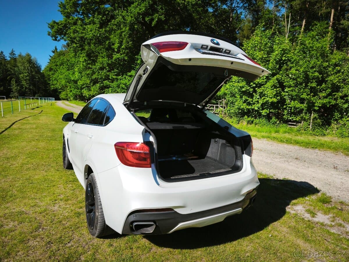 2015 BMW X6 - 10