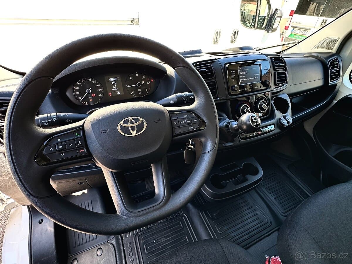 Toyota PROACE - 10