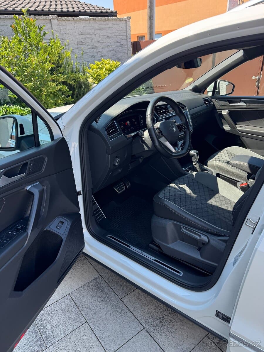 Volkswagen TIGUAN - 10