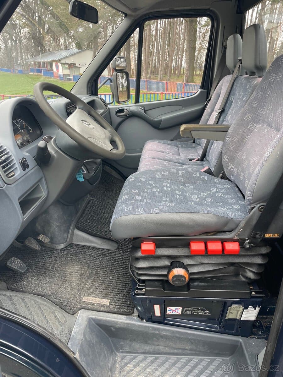 2005 Mercedes-Benz SPRINTER - 10