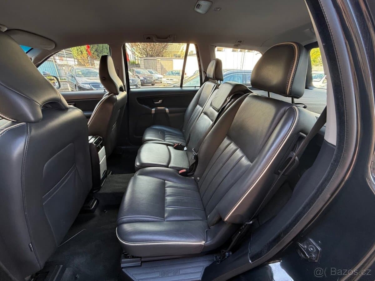 2013 Volvo XC90 - 10