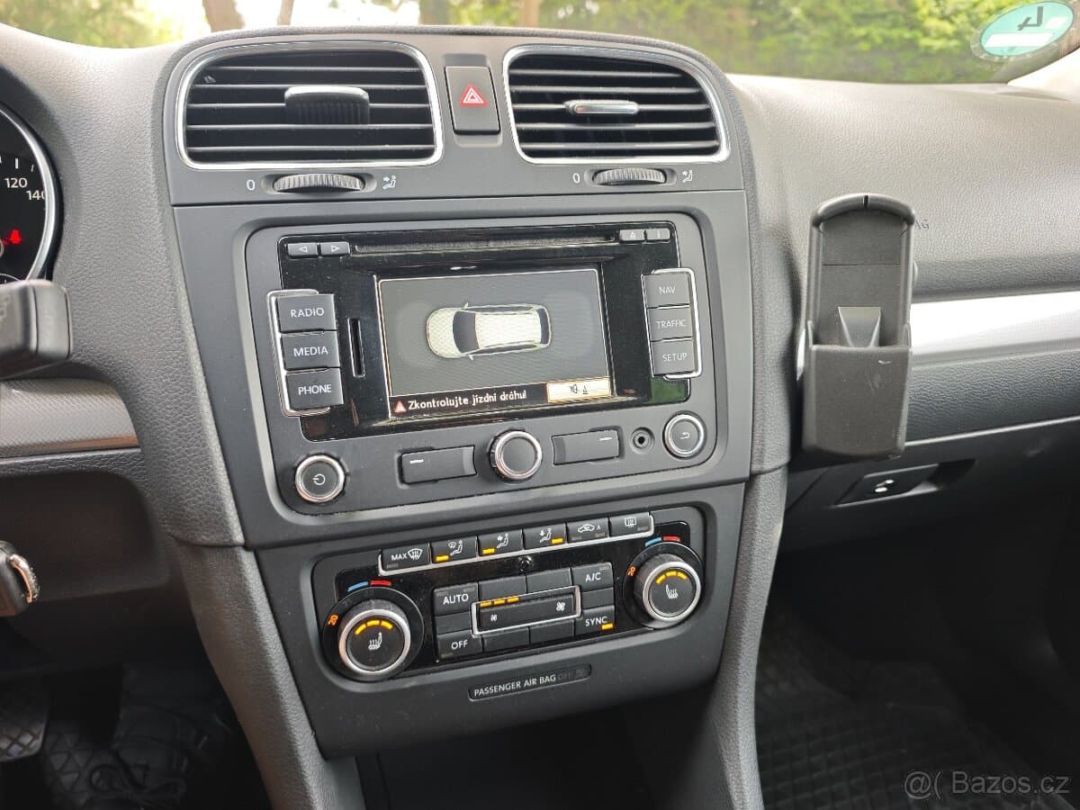 2013 Volkswagen GOLF - 10