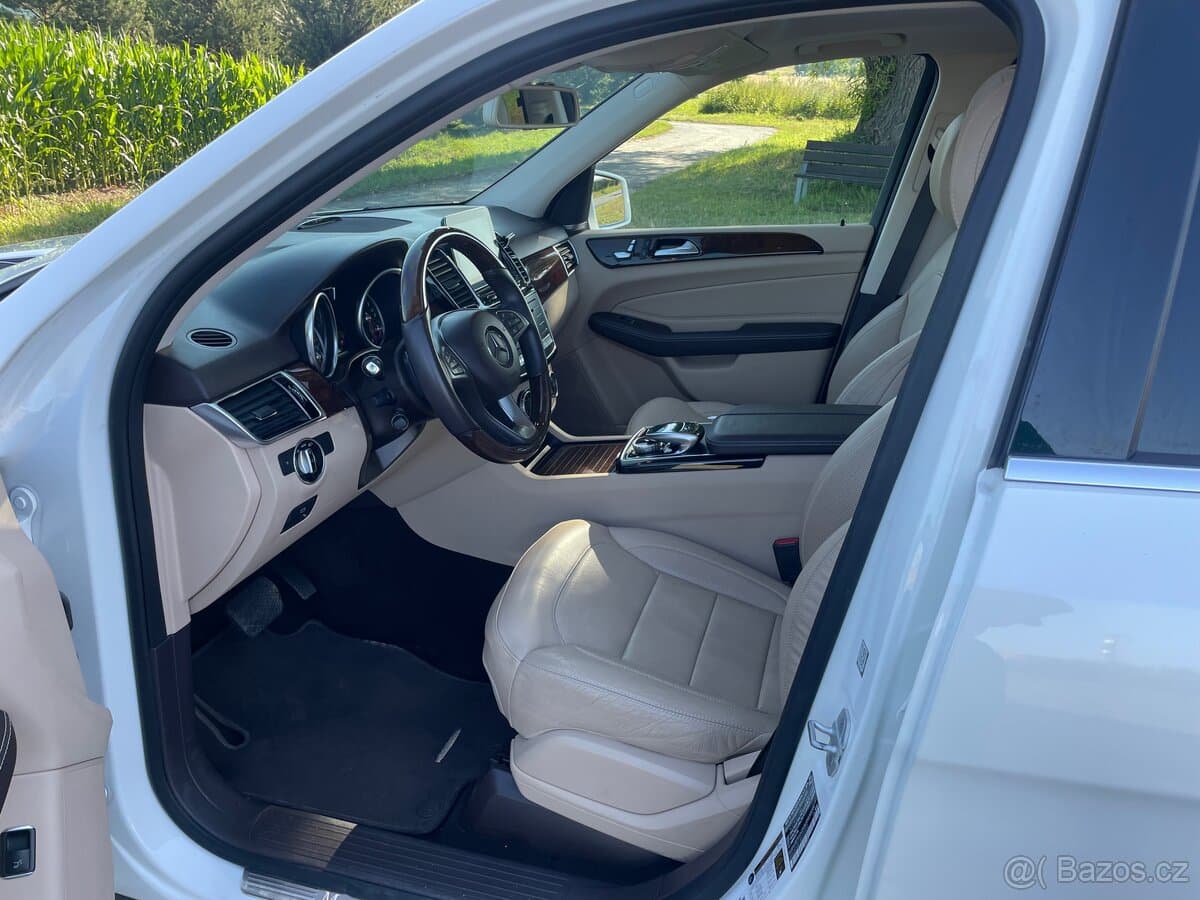 2018 Mercedes-Benz GL - 10