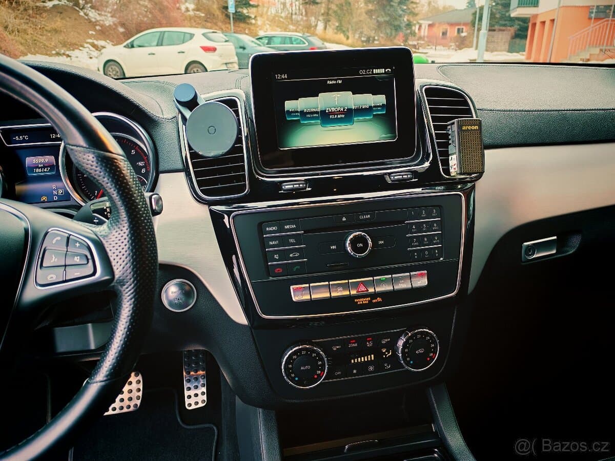 2016 Mercedes-Benz GLE - 10