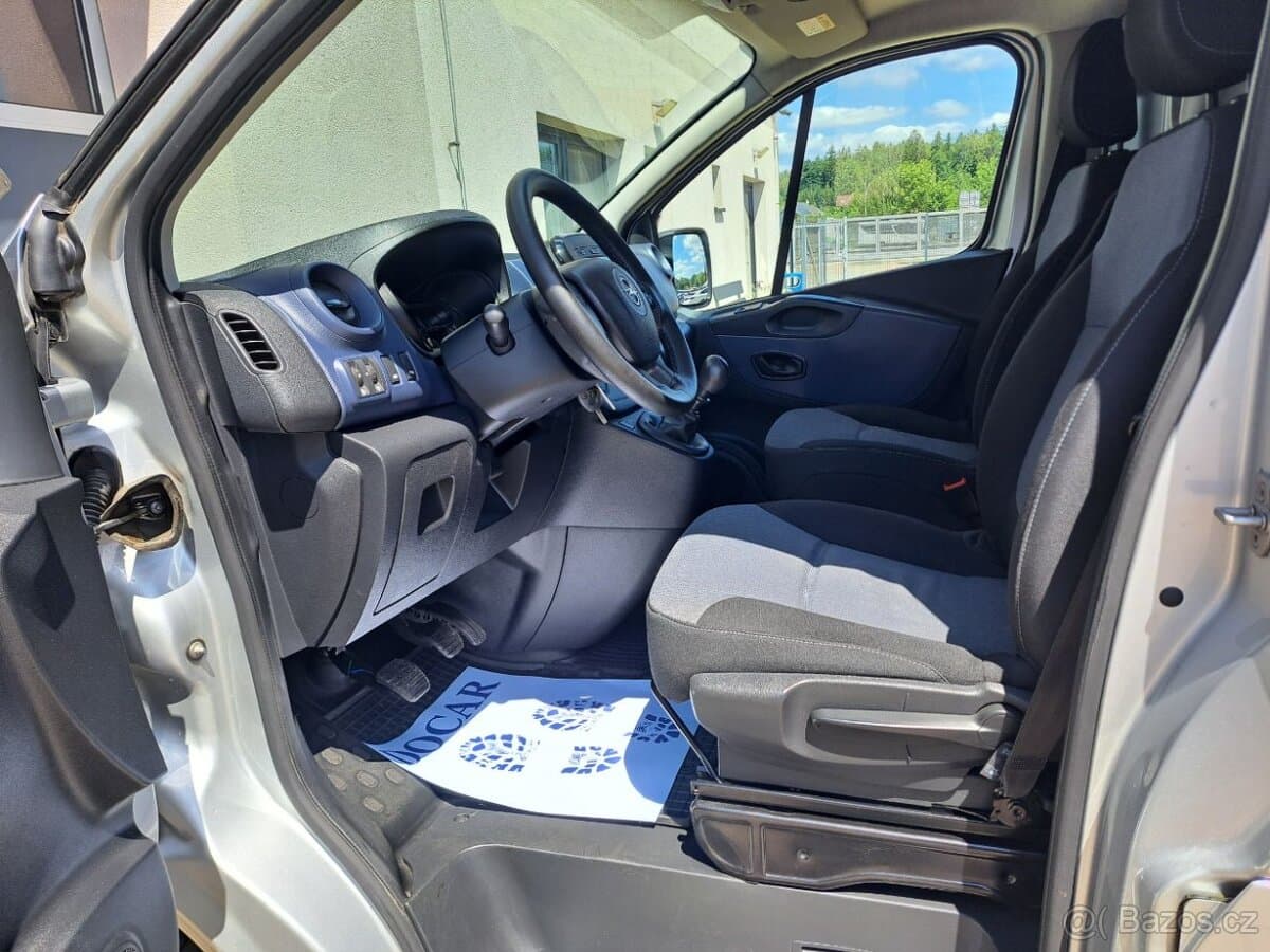2015 Opel VIVARO - 10