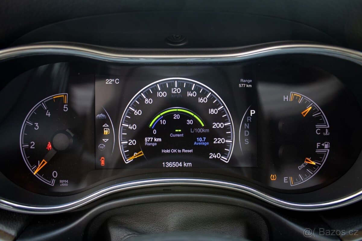 2015 Jeep CHEROKEE - 10