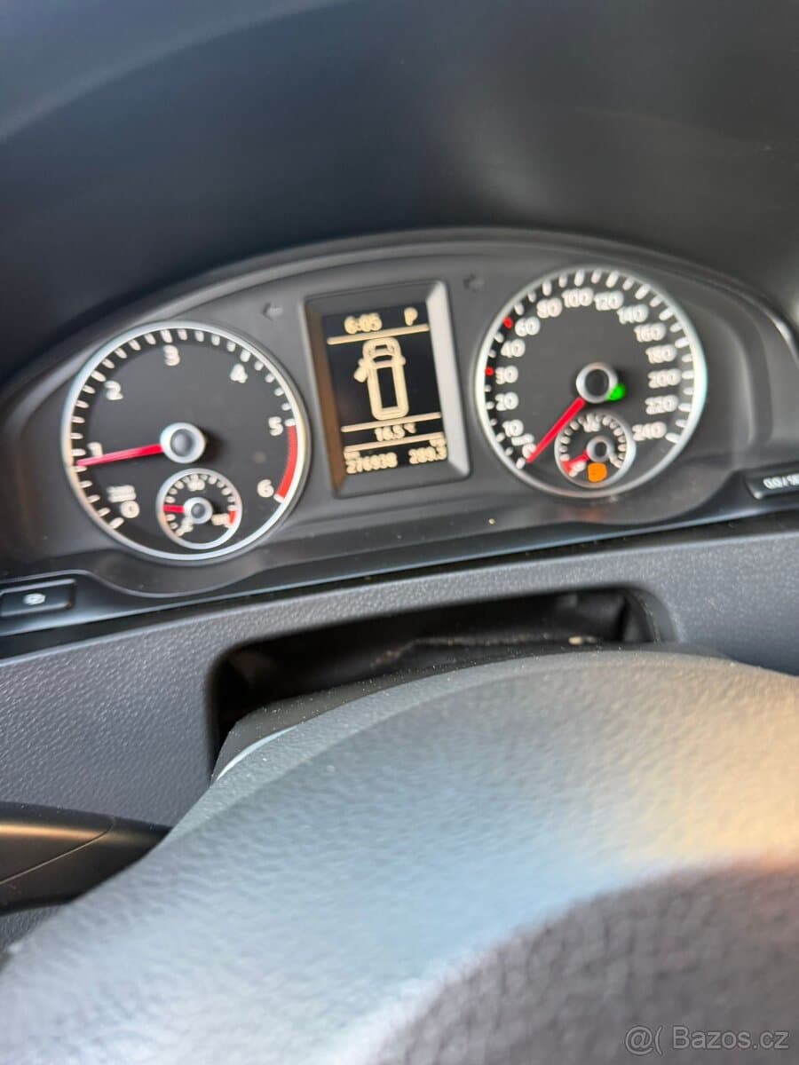 2013 Volkswagen CARAVELLE - 10