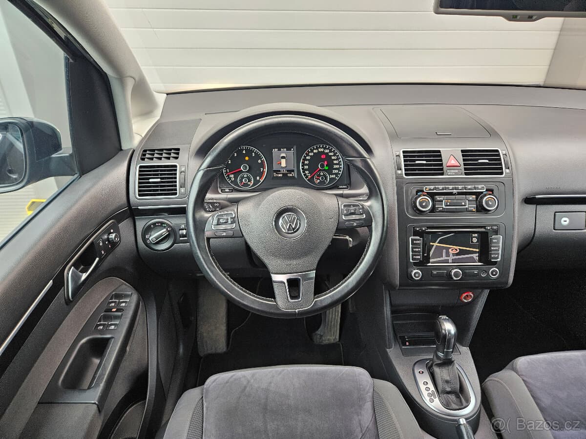 2011 Volkswagen TOURAN - 10