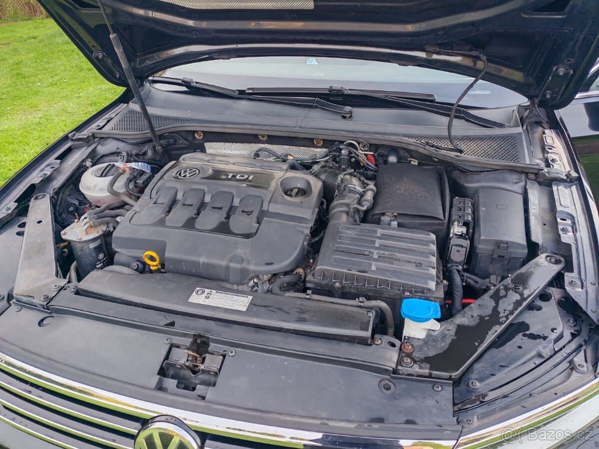 2015 Volkswagen PASSAT - 10