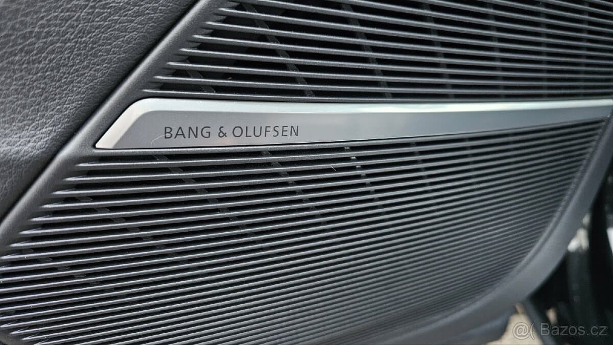 Audi Q8 - 10