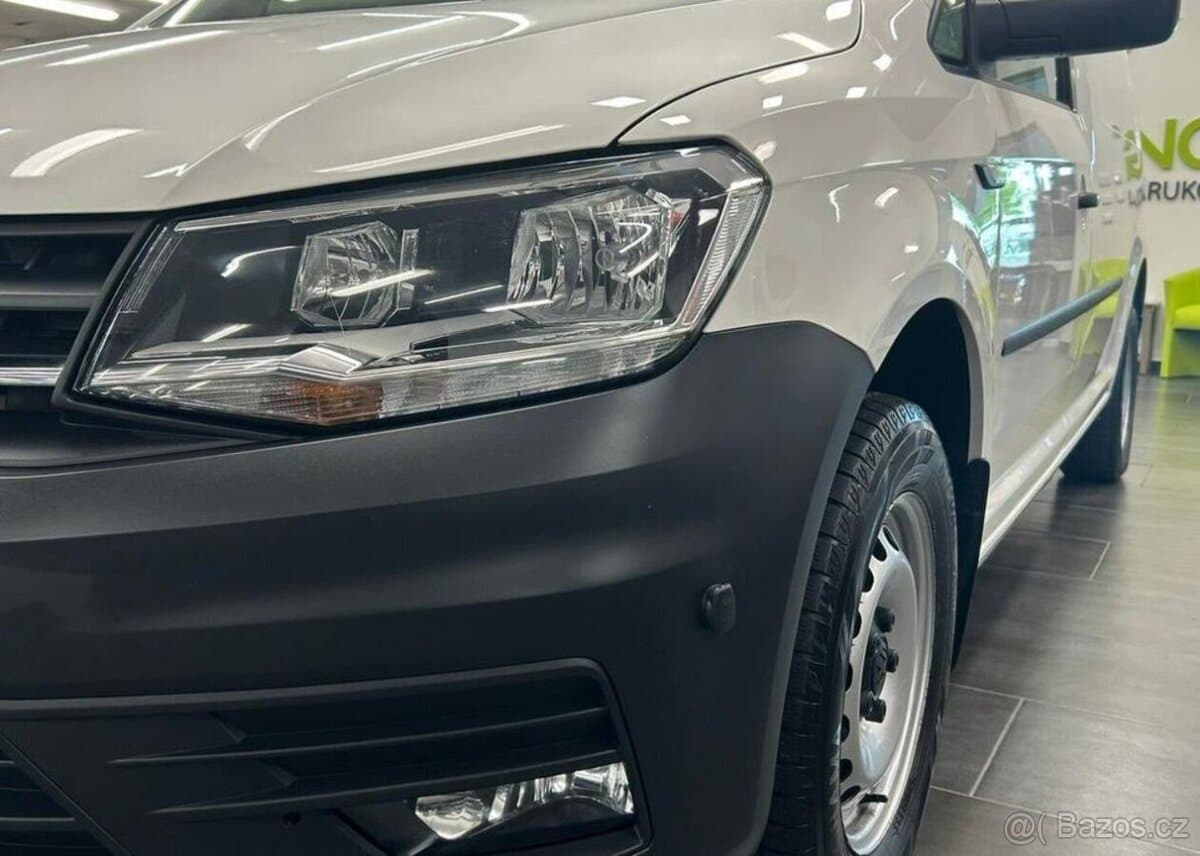 2020 Volkswagen CADDY - 10