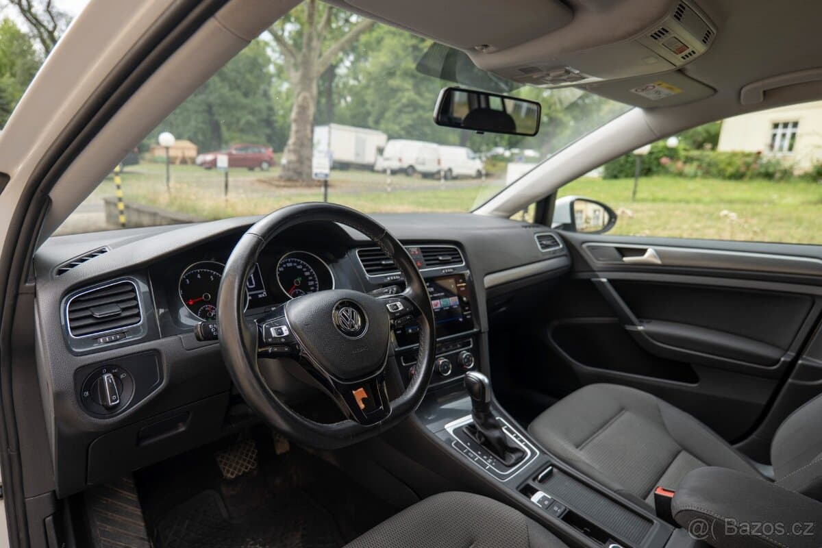 2020 Volkswagen GOLF - 10