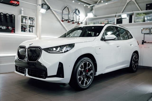 2025 BMW X3 - 10