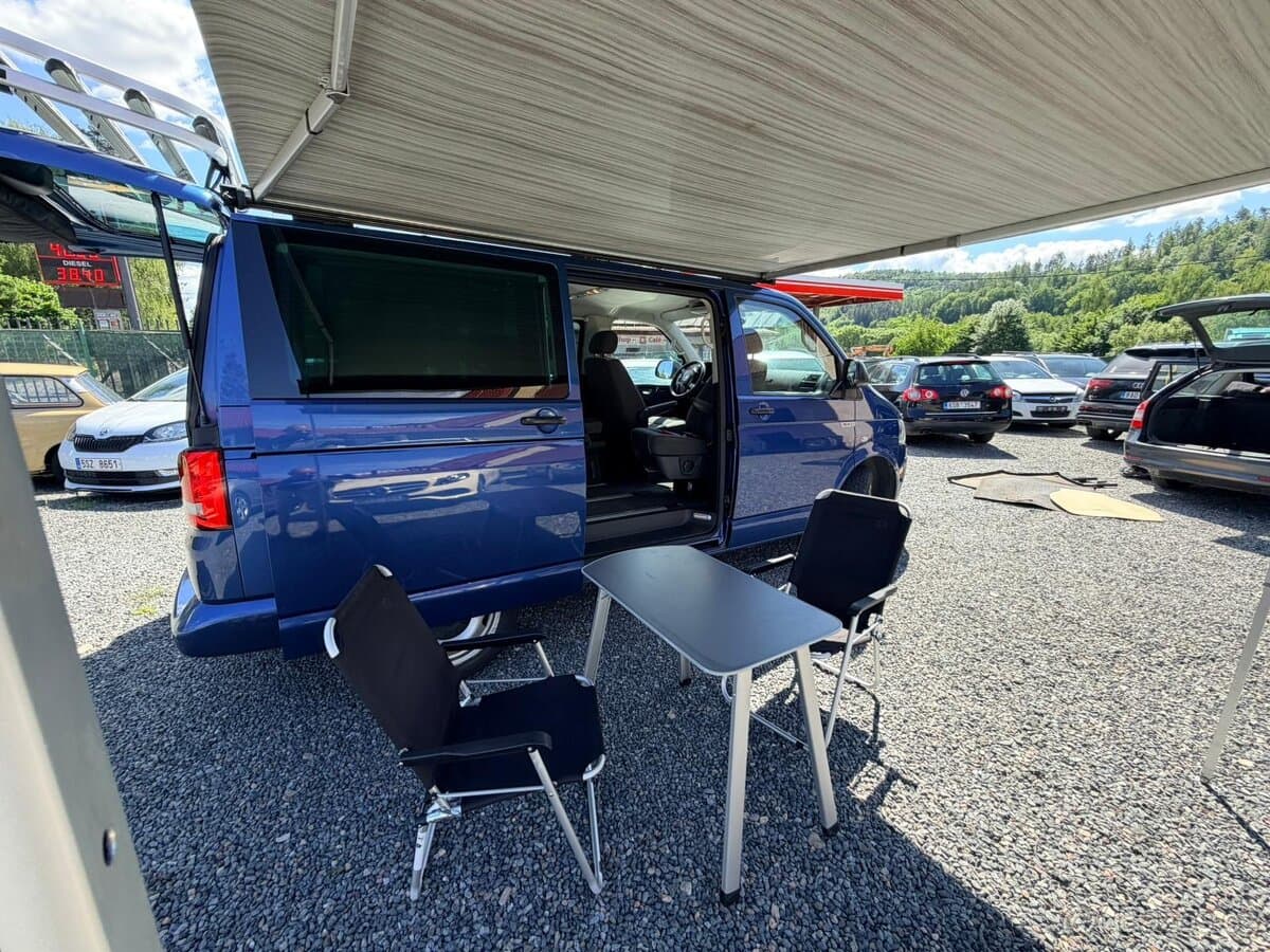 Volkswagen MULTIVAN - 10
